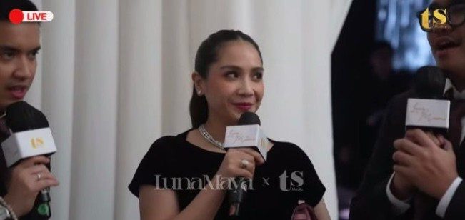 Nagita Slavina di Resepsi Luna Maya dan Maxime Bouttier (YouTube)